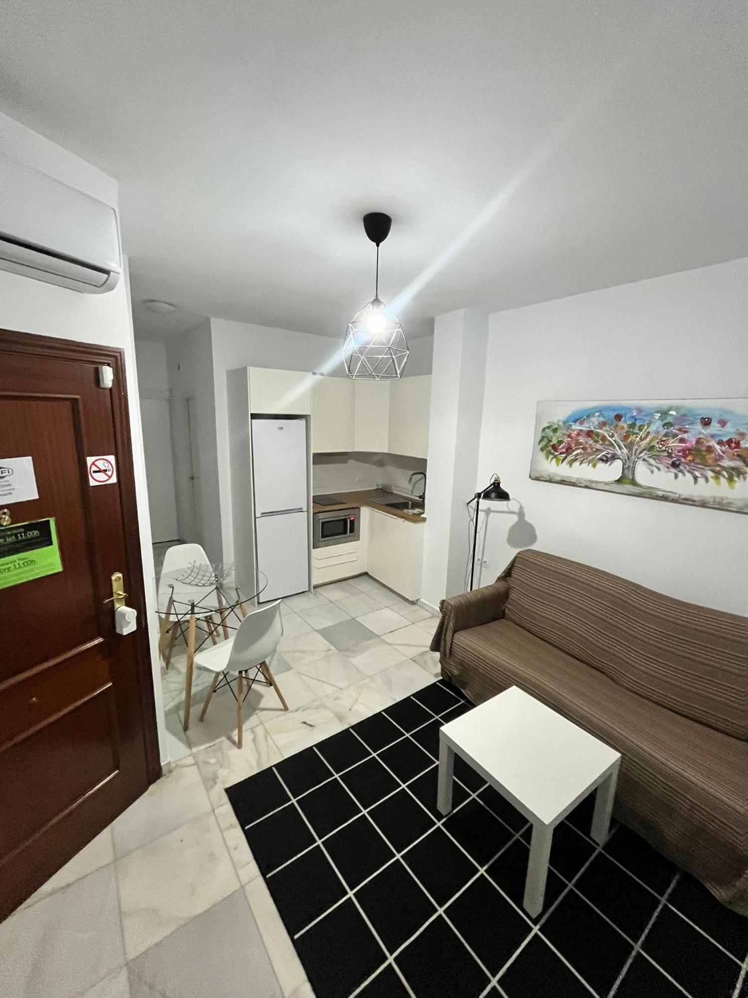 Premium Marmoles Apartments Малага Экстерьер фото